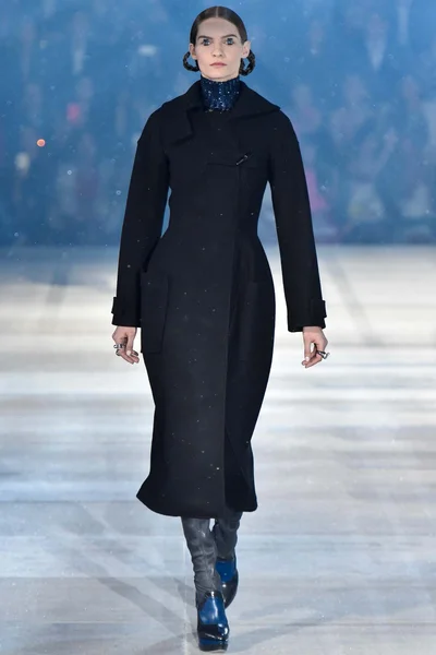 Look 20